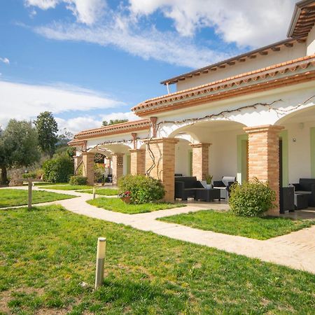 Hotel Essenza Di Mirto La Caletta Ngoại thất bức ảnh