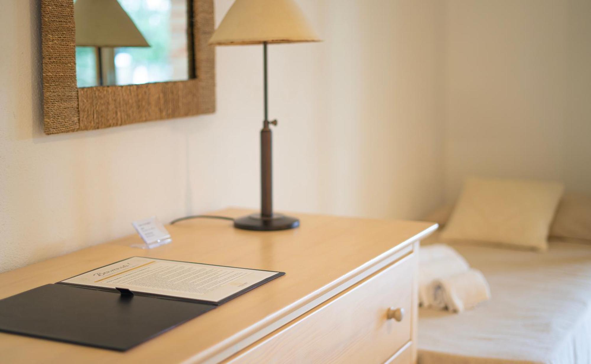 Hotel Essenza Di Mirto La Caletta Phòng bức ảnh
